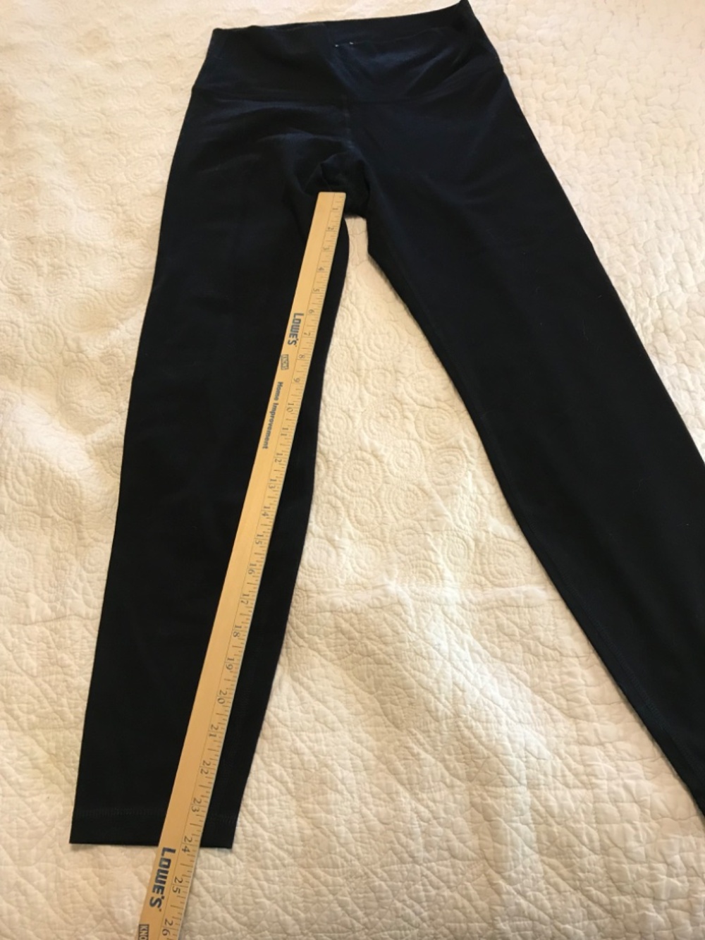 Old Navy Active go-dry capri-length black athletic leggings (L) - Picture 6 of 13